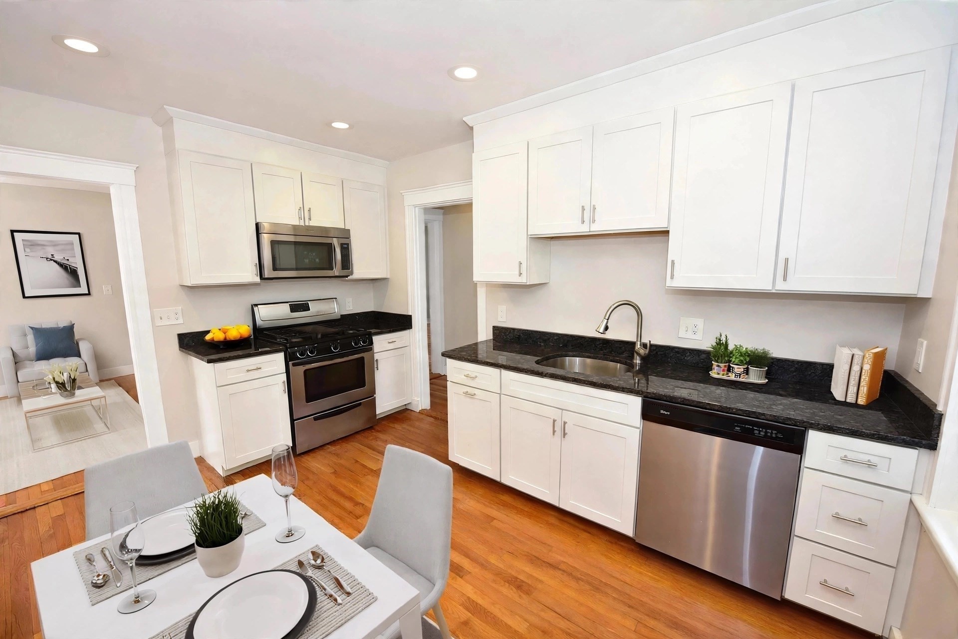 9 Bailey St # 3 Property Photo 1