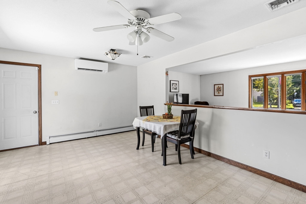 65 Plain St Property Photo 17