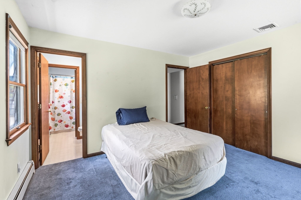 65 Plain St Property Photo 29