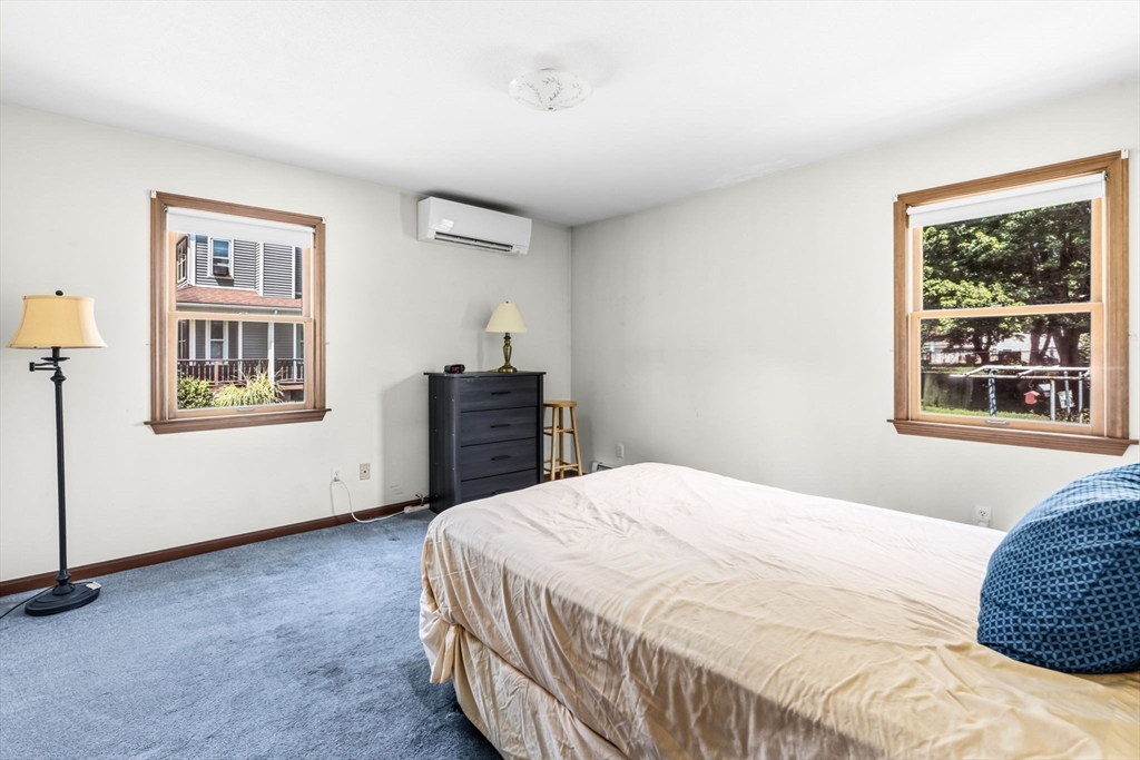 65 Plain St Property Photo 30