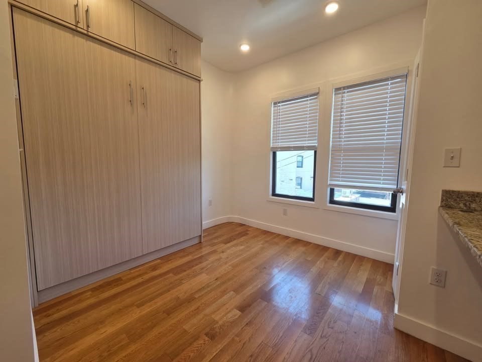21 Fifth St # 24 Property Photo 5