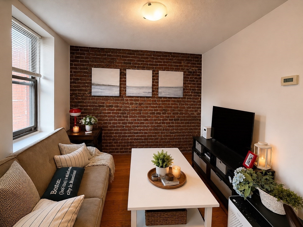 206 Endicott St # 3 Property Photo 7