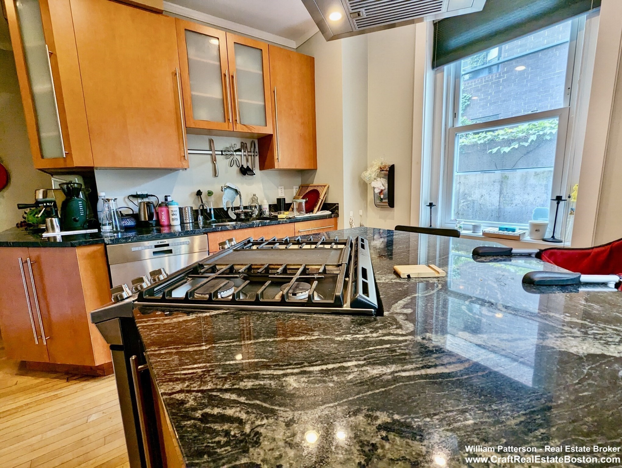 315 Harvard St # 2 Property Photo 6
