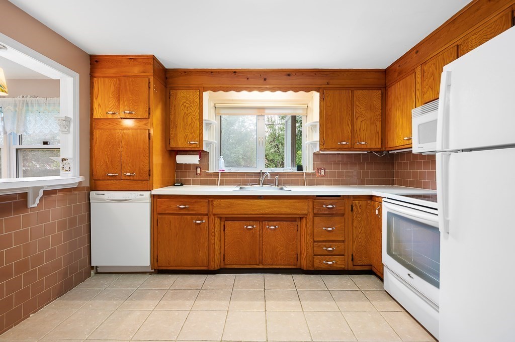 11 Lyndale Rd Property Photo 22