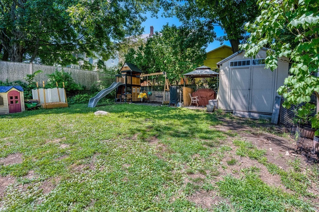 120 Brown Ave Property Photo 8