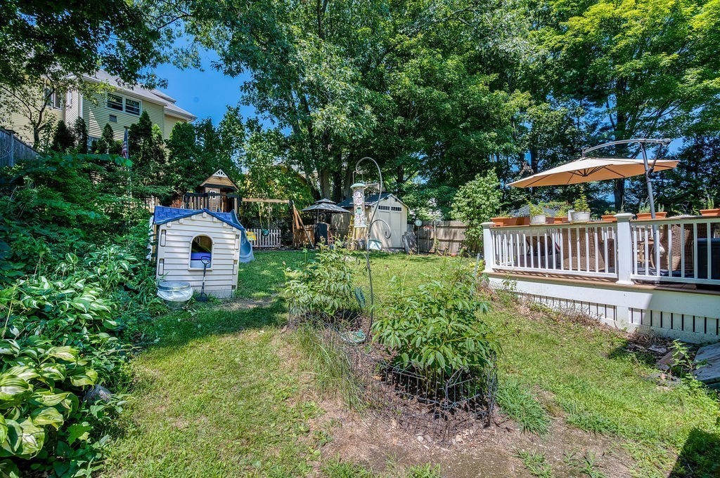 120 Brown Ave Property Photo 10