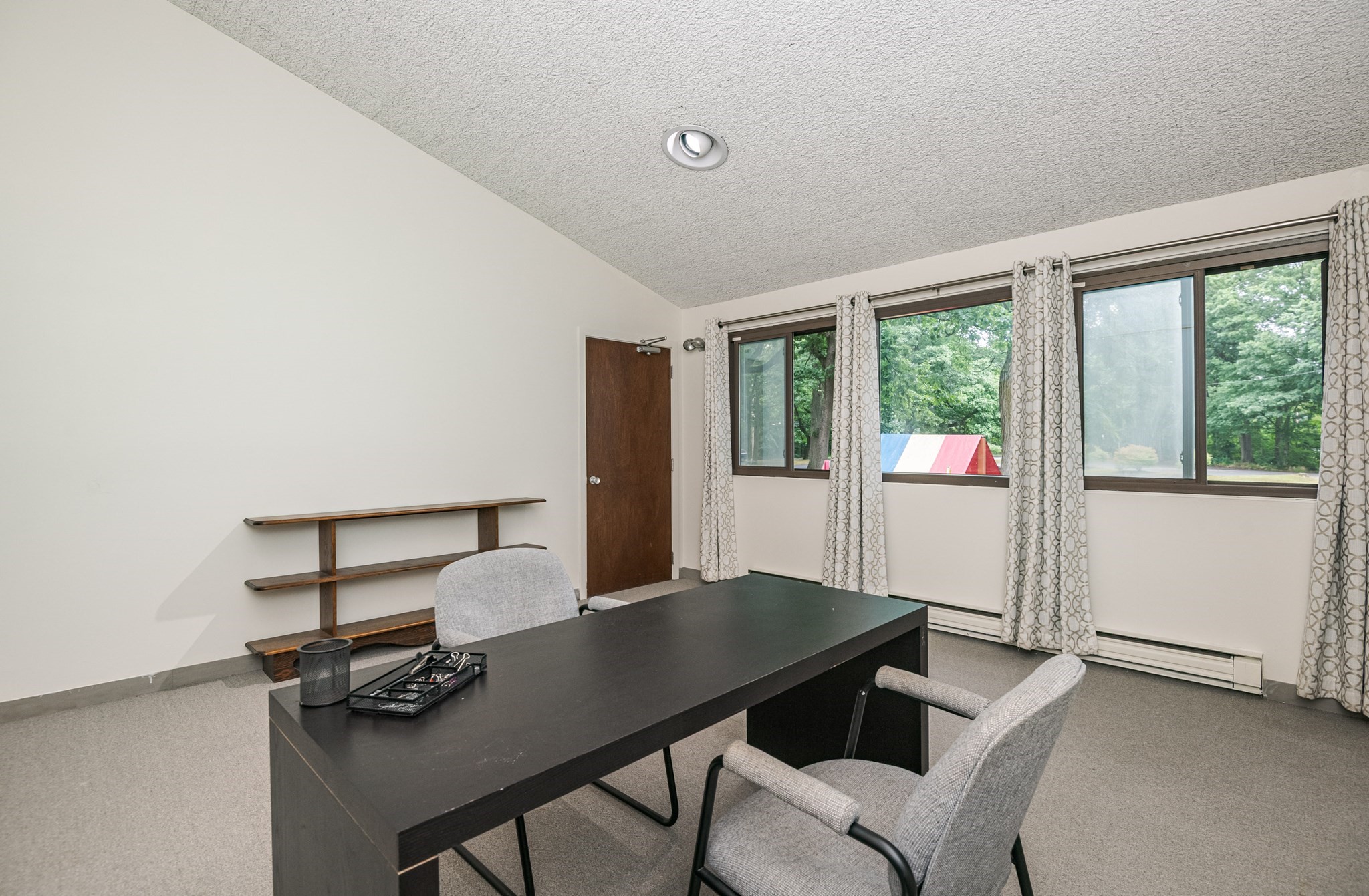 33 Lake Street Property Photo 11