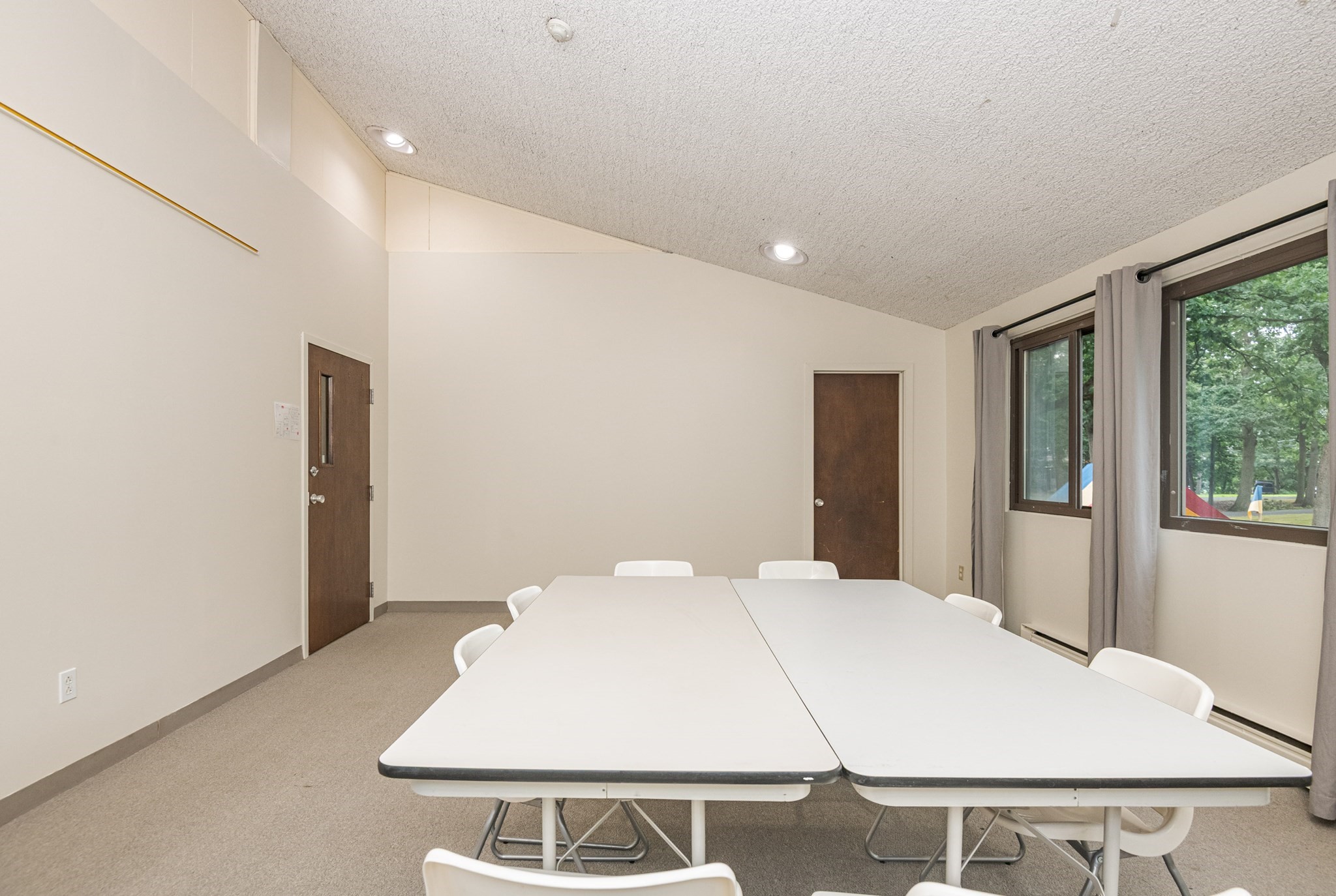 33 Lake Street Property Photo 23