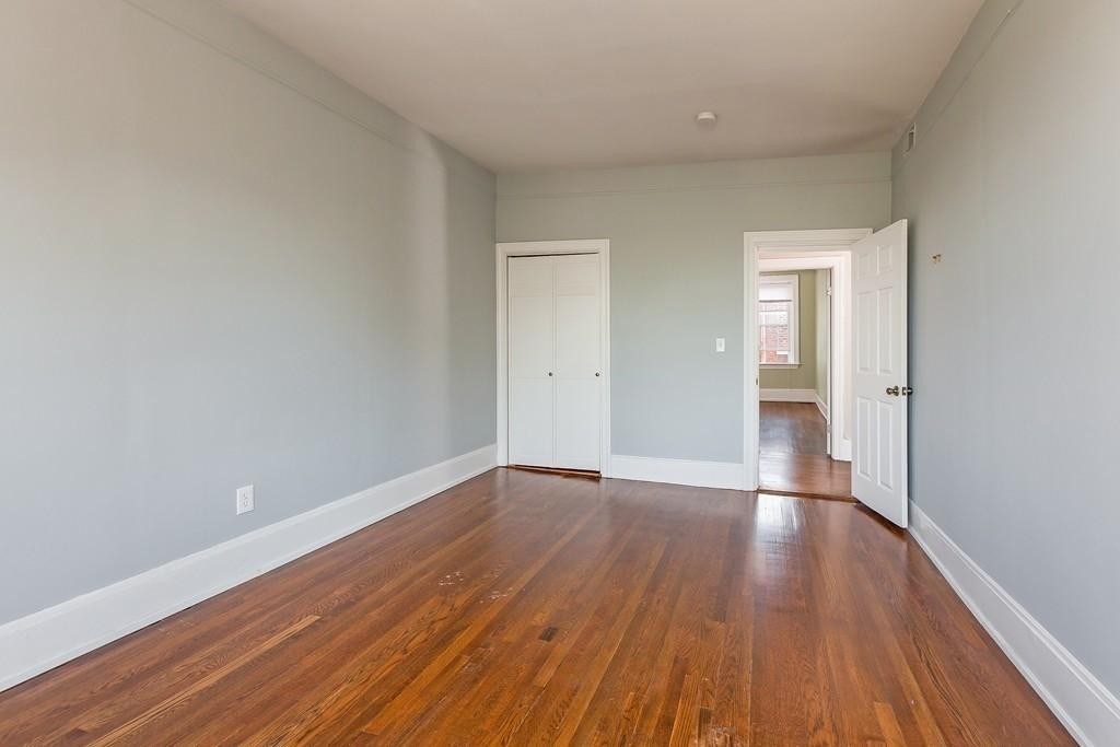 394 Riverway # 12 Property Photo 11