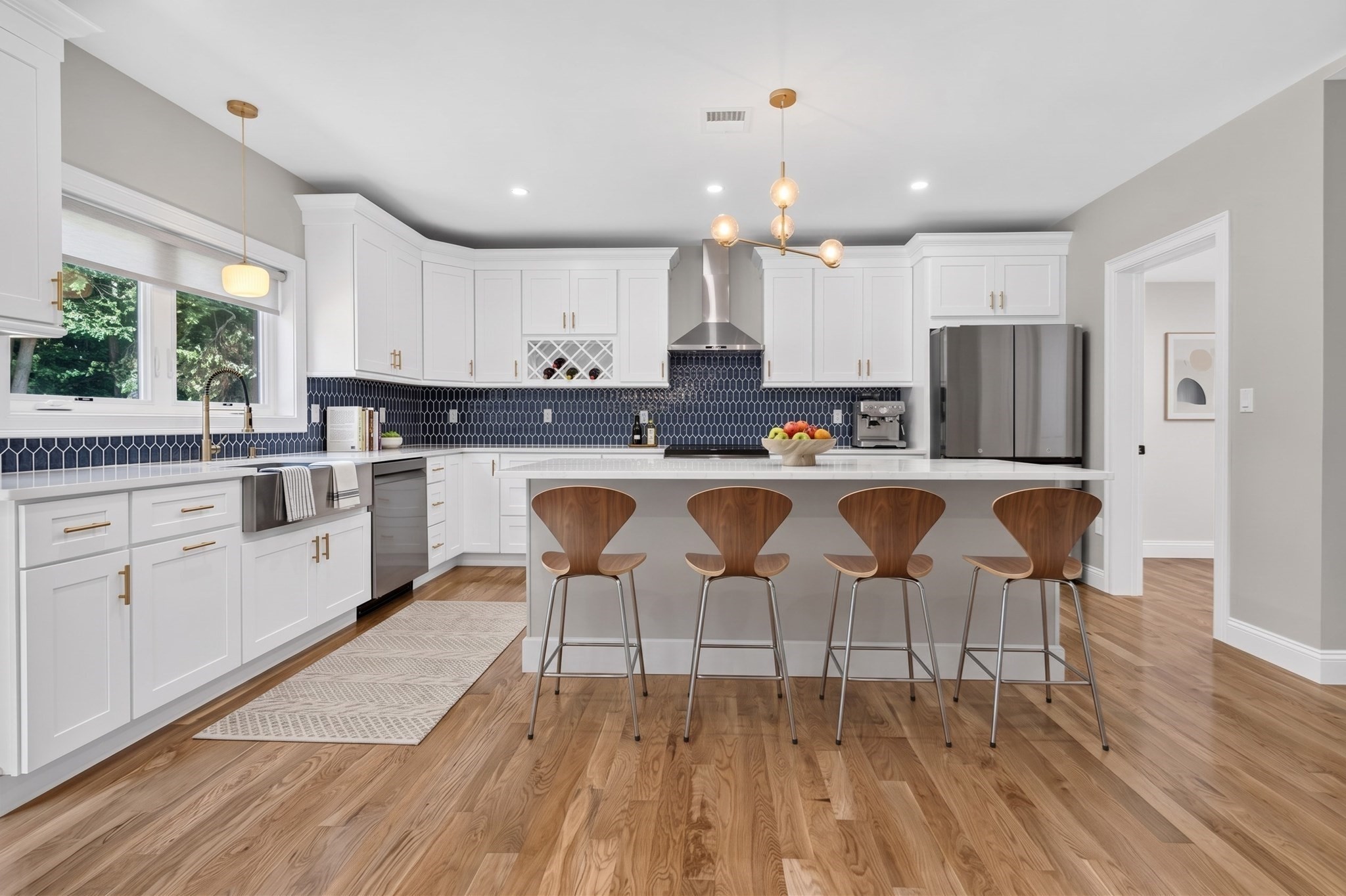 27 Rollins # B Property Photo 3