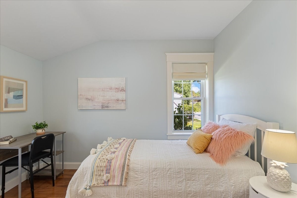 15 William Street Property Photo 24