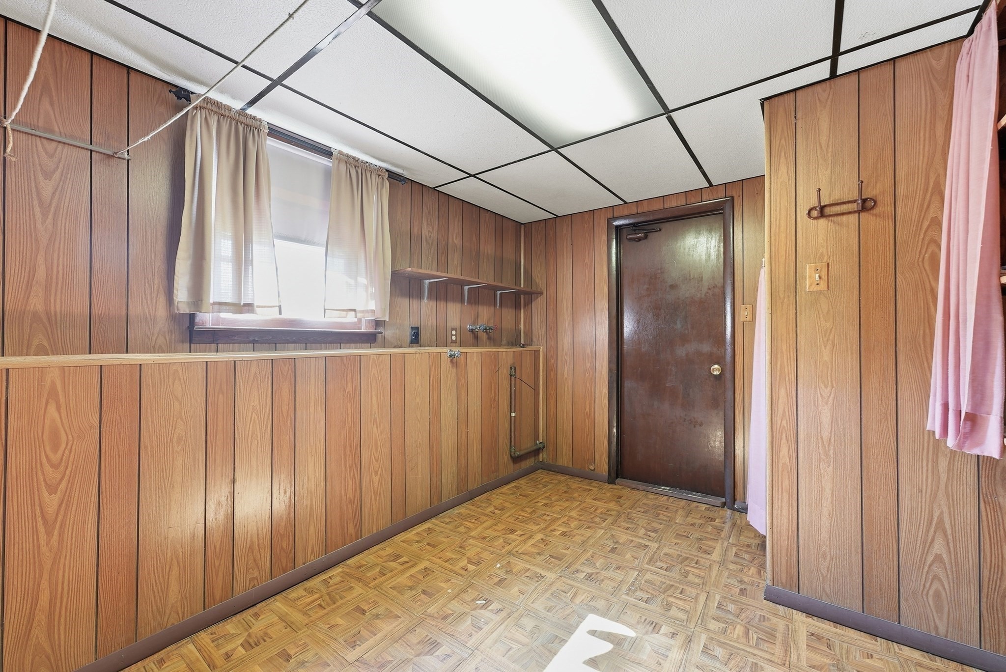 619 East St Property Photo 24