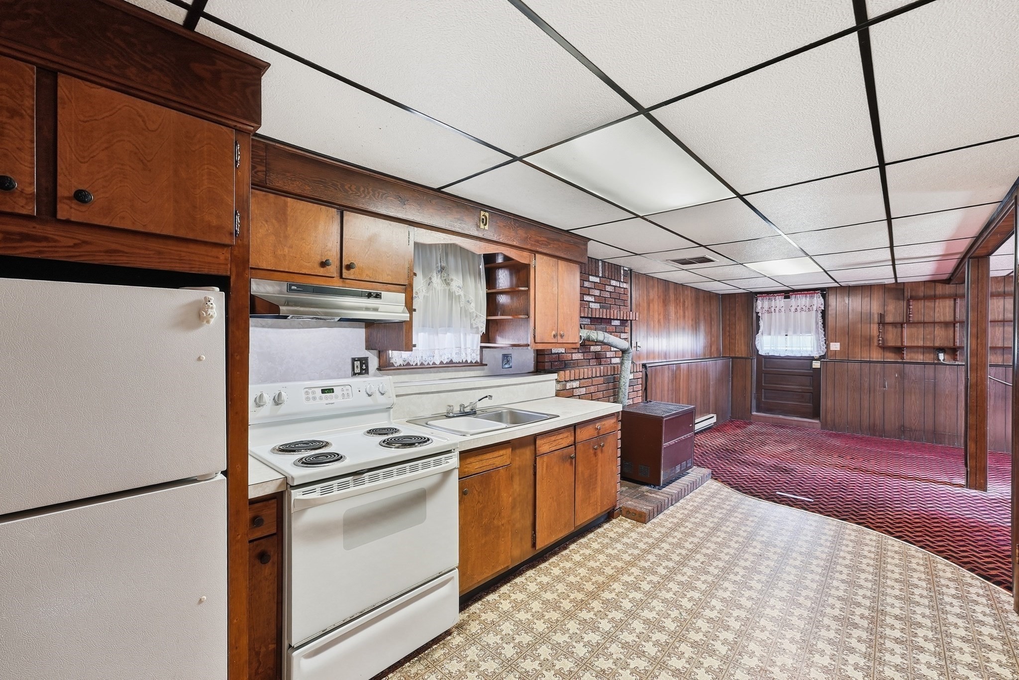 619 East St Property Photo 30
