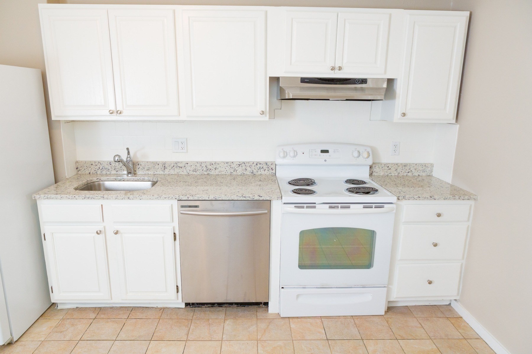 41 Marion St Property Photo 6