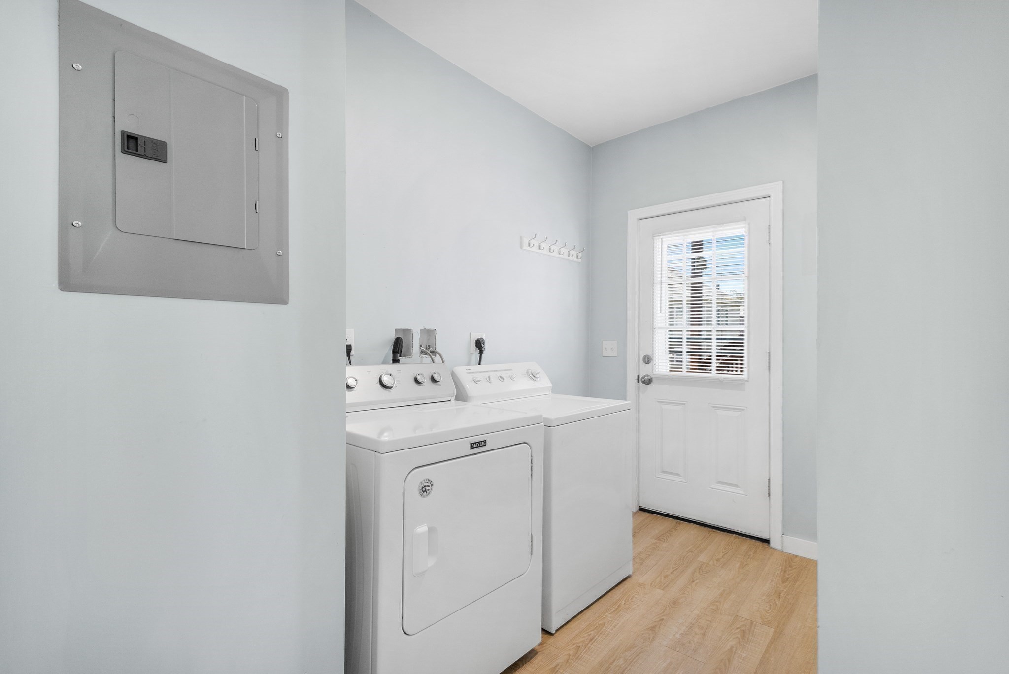 65 Eastern Ave. Property Photo 16