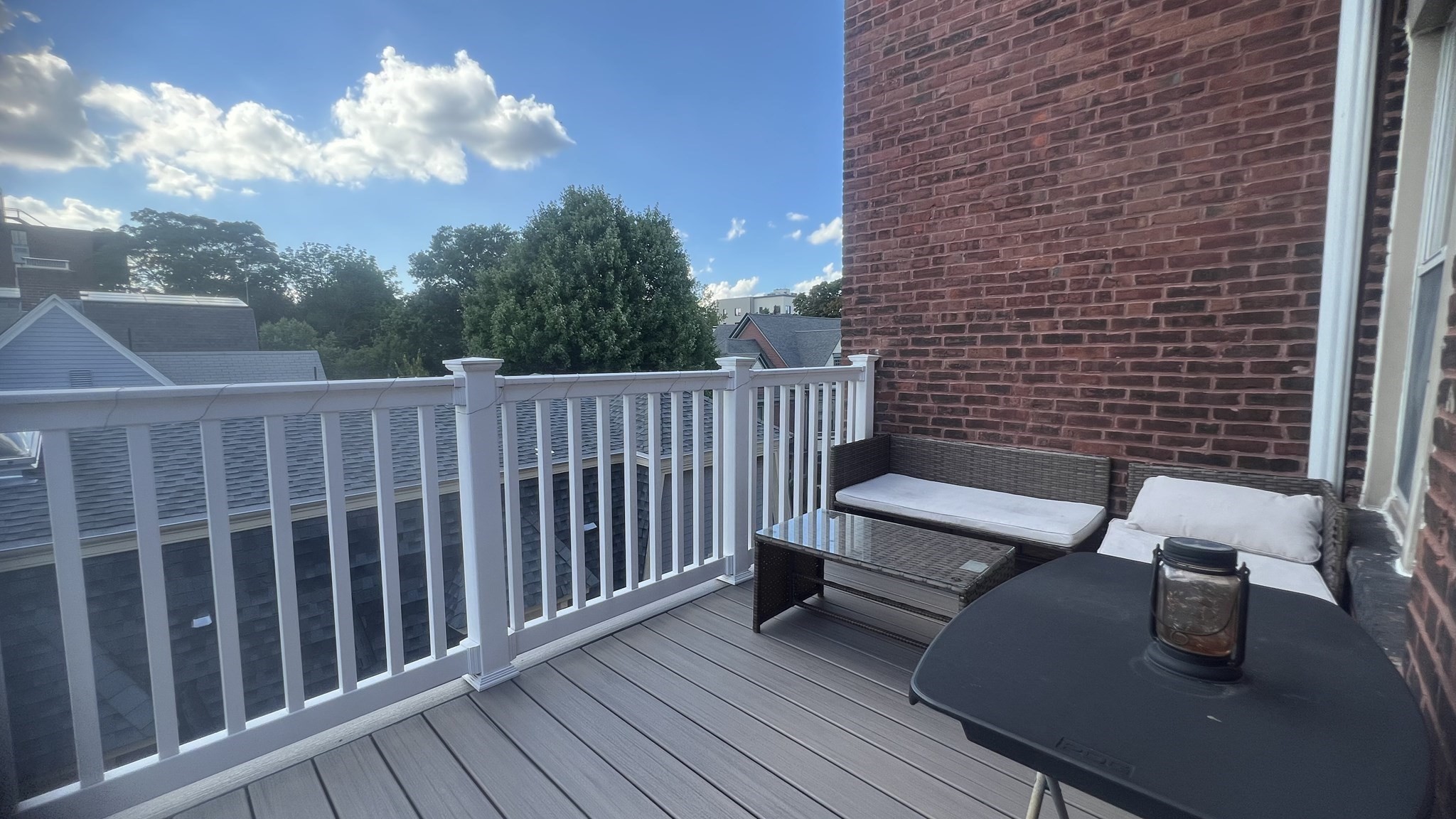 156 Harvard St # 8 Property Photo 5