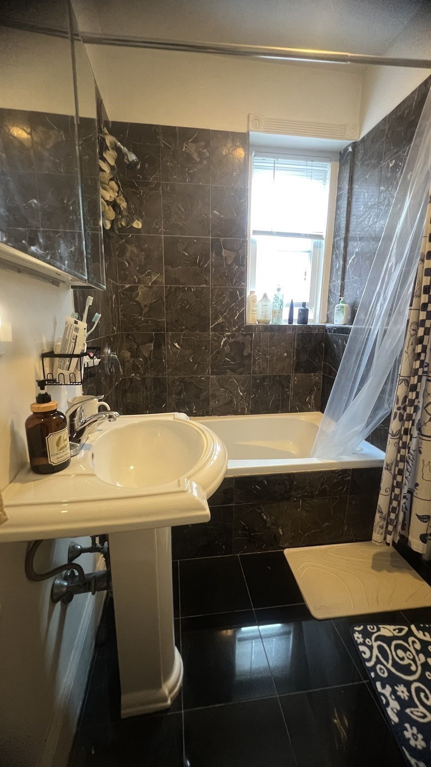 156 Harvard St # 8 Property Photo 14