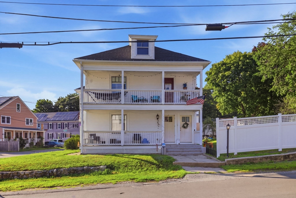 28 E Meadow Rd Property Photo 2