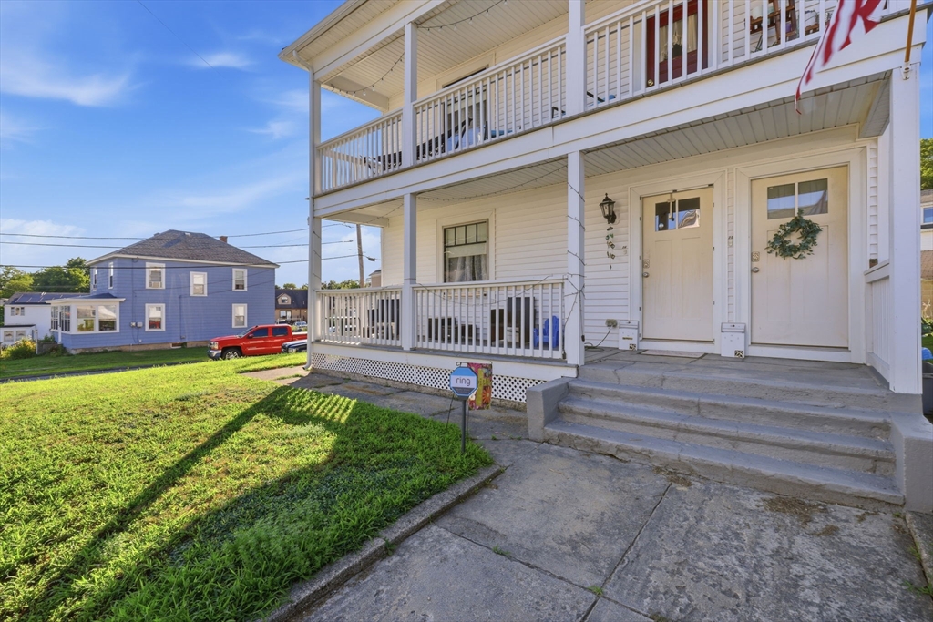 28 E Meadow Rd Property Photo 4
