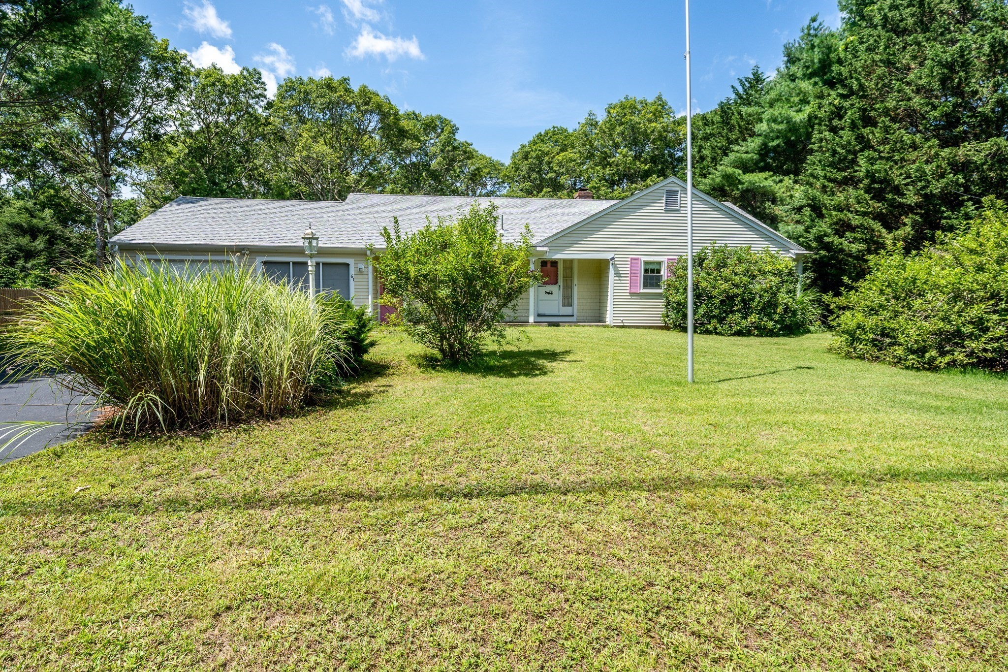 61 White Oak Trl Property Photo 1