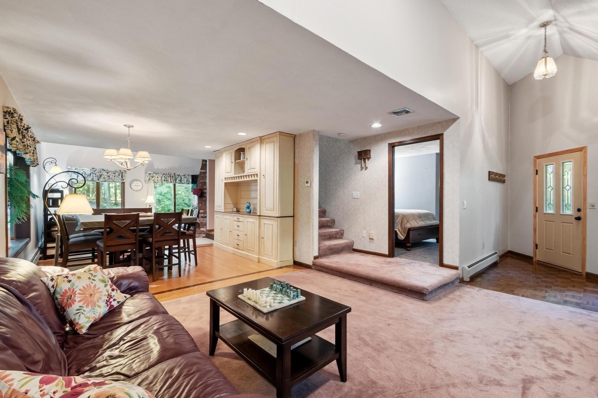 140 Thurlow Street Property Photo 21