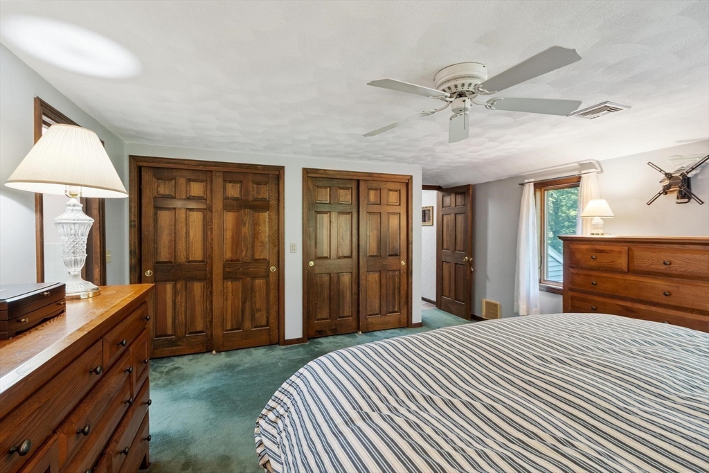 140 Thurlow Street Property Photo 29