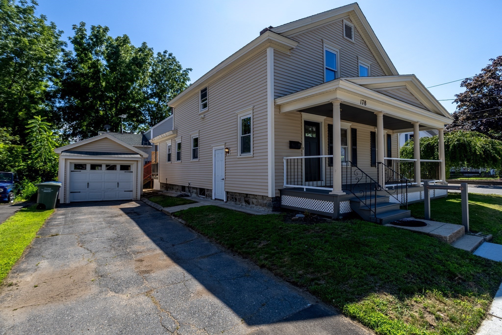 178 Walnut St Property Photo 1