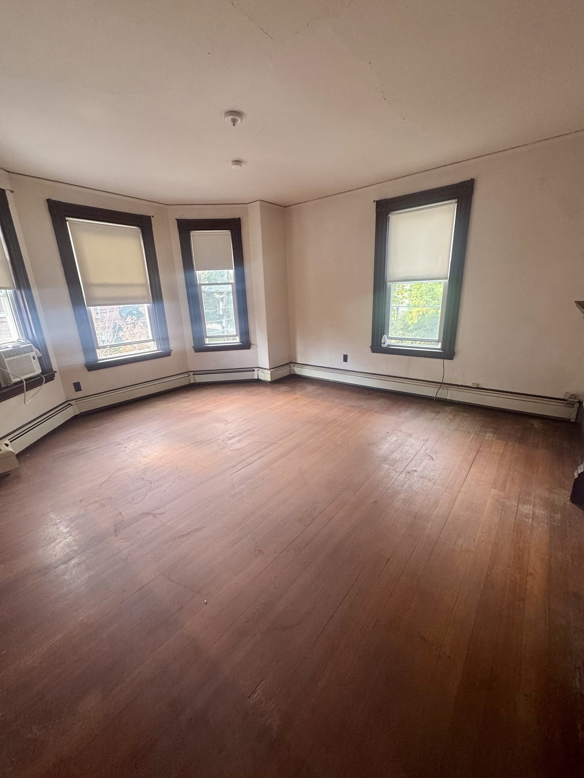86 Chestnut St Property Photo 2