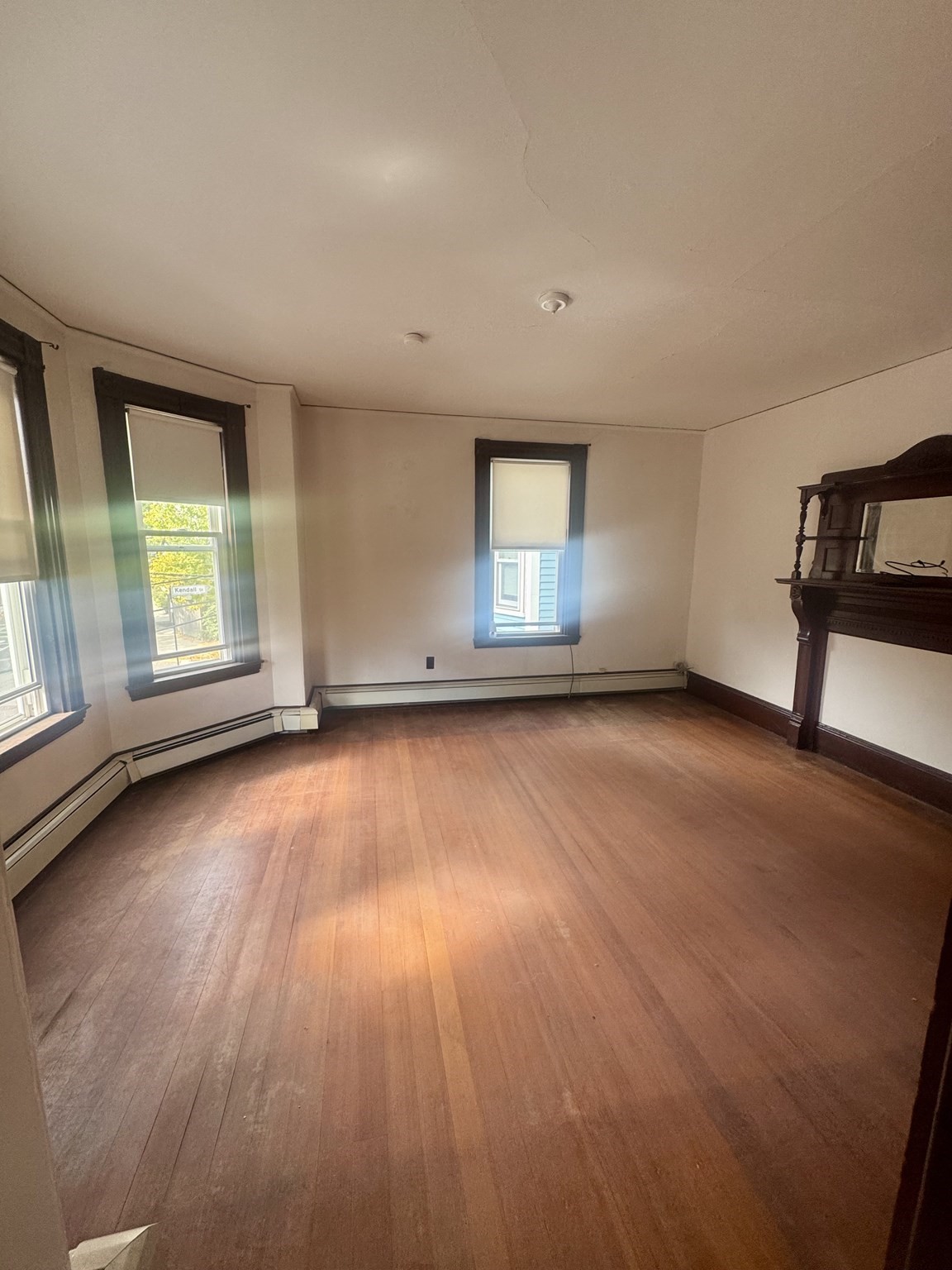 86 Chestnut St Property Photo 3