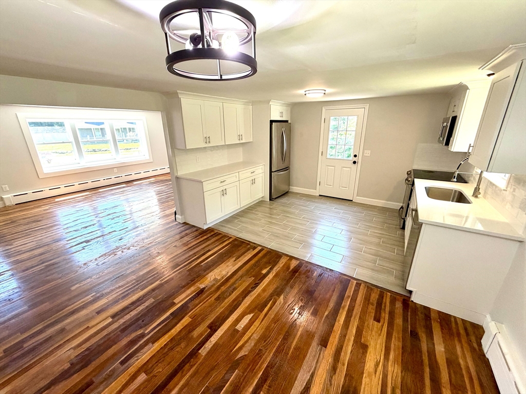 64 King St Property Photo 4