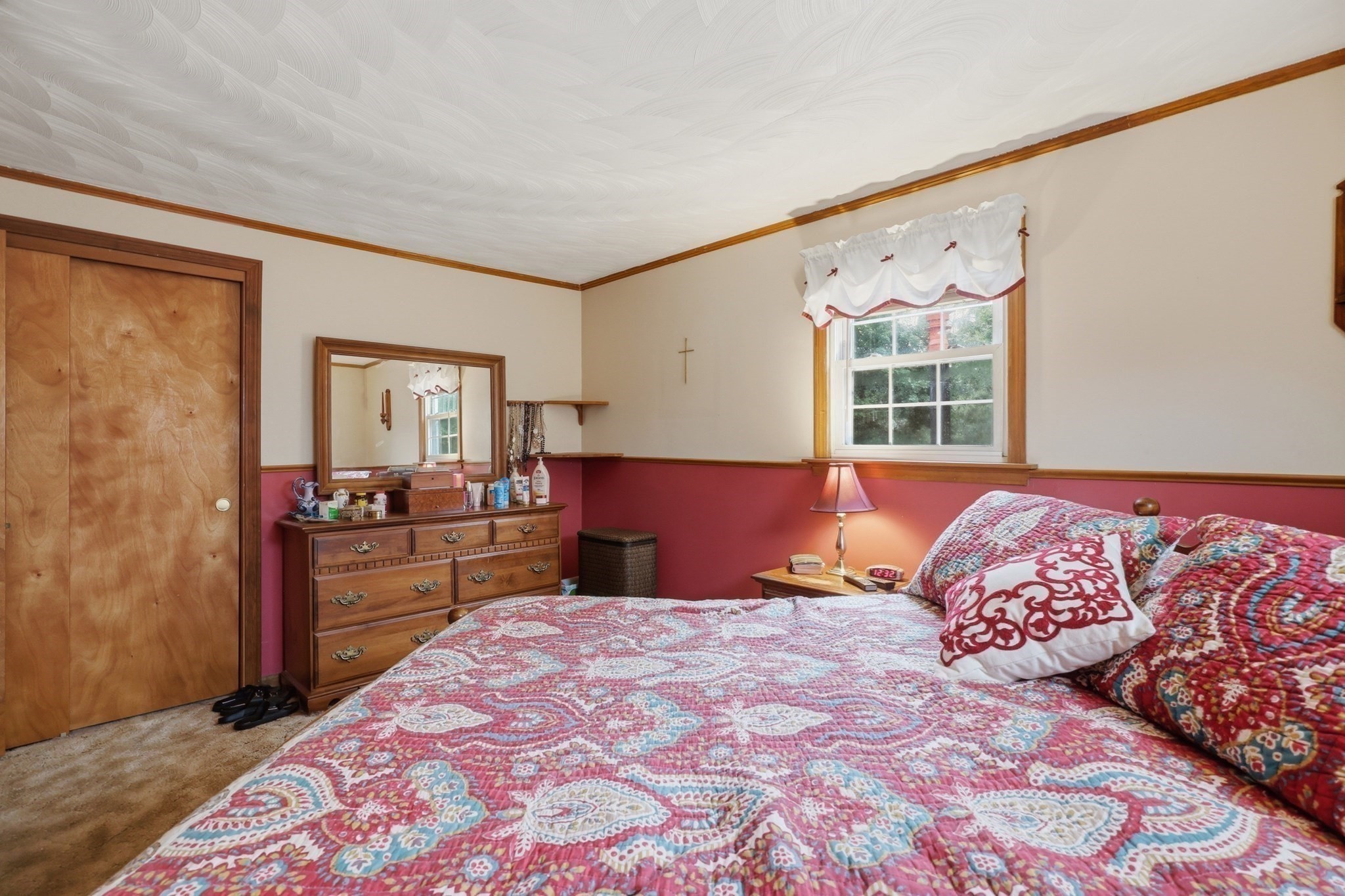 33 Rolling Ln Property Photo 14