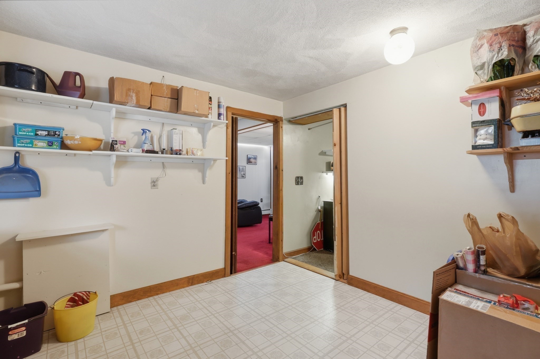 33 Rolling Ln Property Photo 30