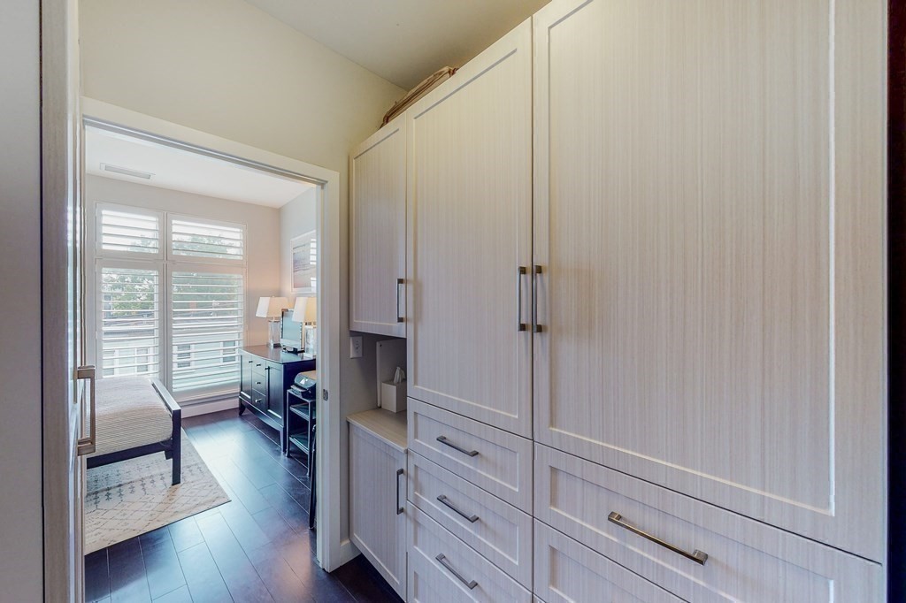 197 Washington St # 409 Property Photo 14