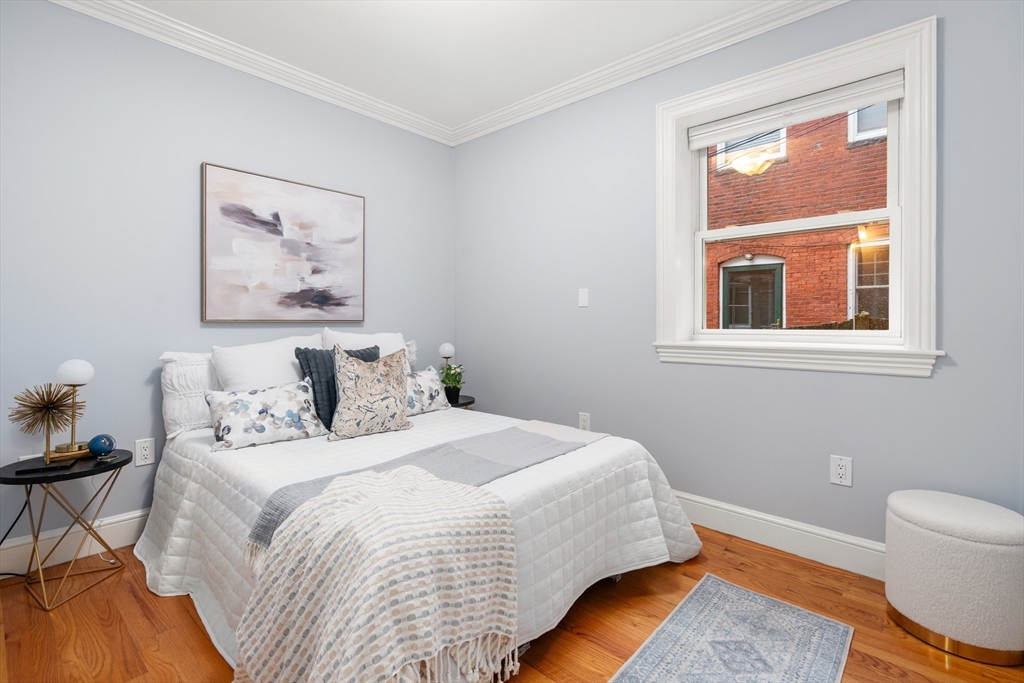 1724 Beacon St # 1 Property Photo 10