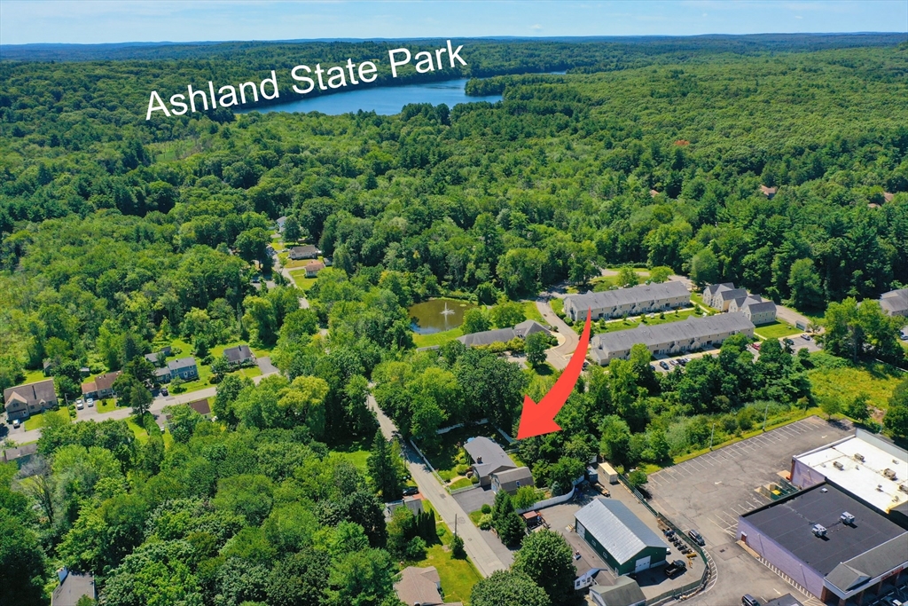 17 Metropolitan Ave Property Photo 41