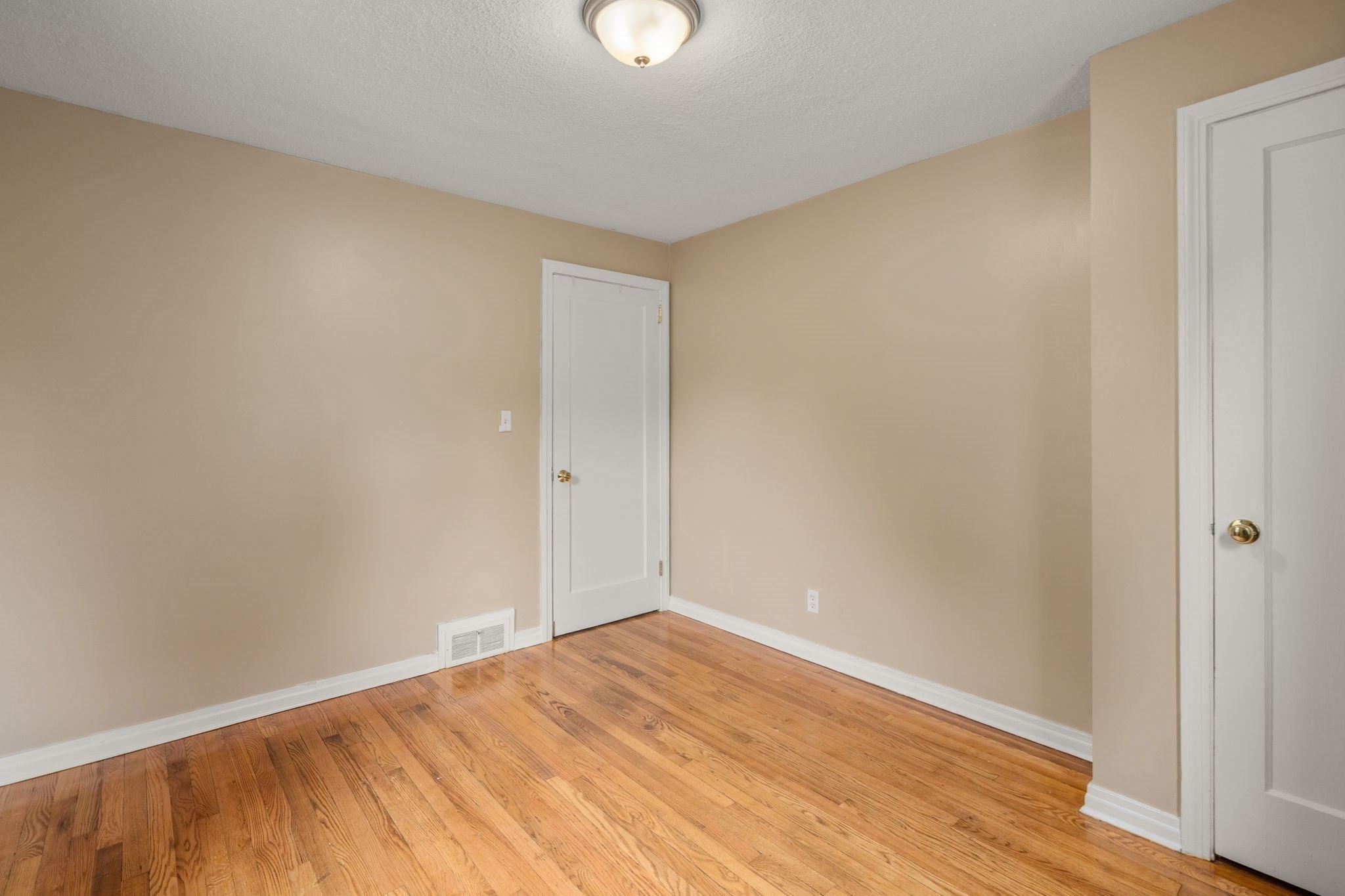 65 Burnside Ter Property Photo 20