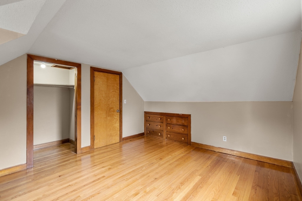 65 Burnside Ter Property Photo 22