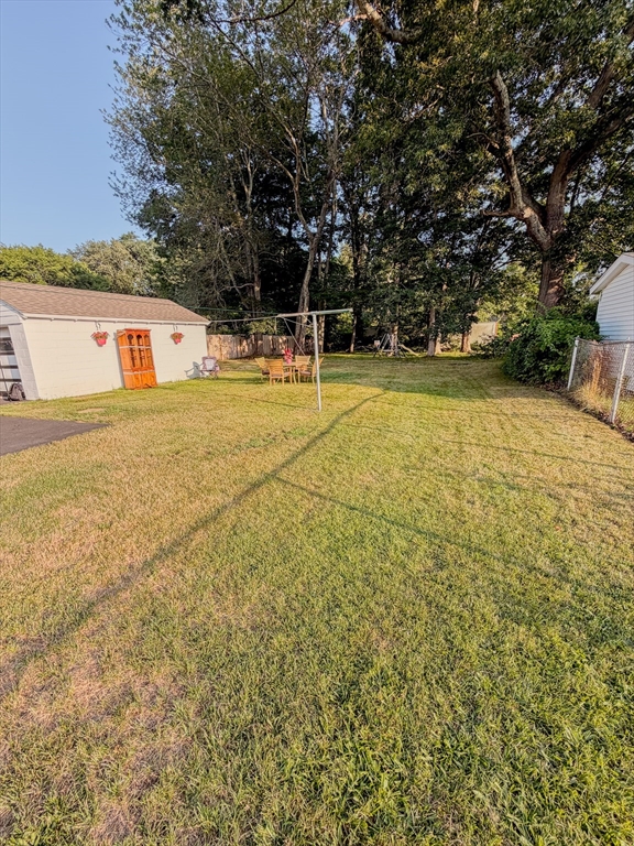 74 Kilmer Ave Property Photo 9