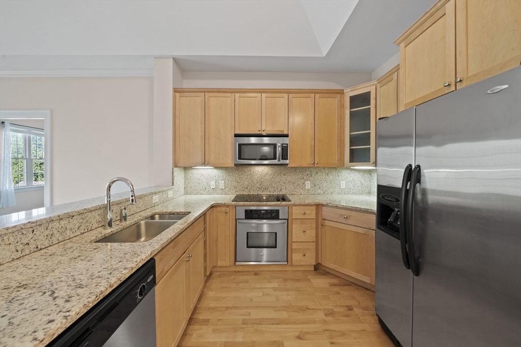 59 Walpole St # 307 Property Photo 3