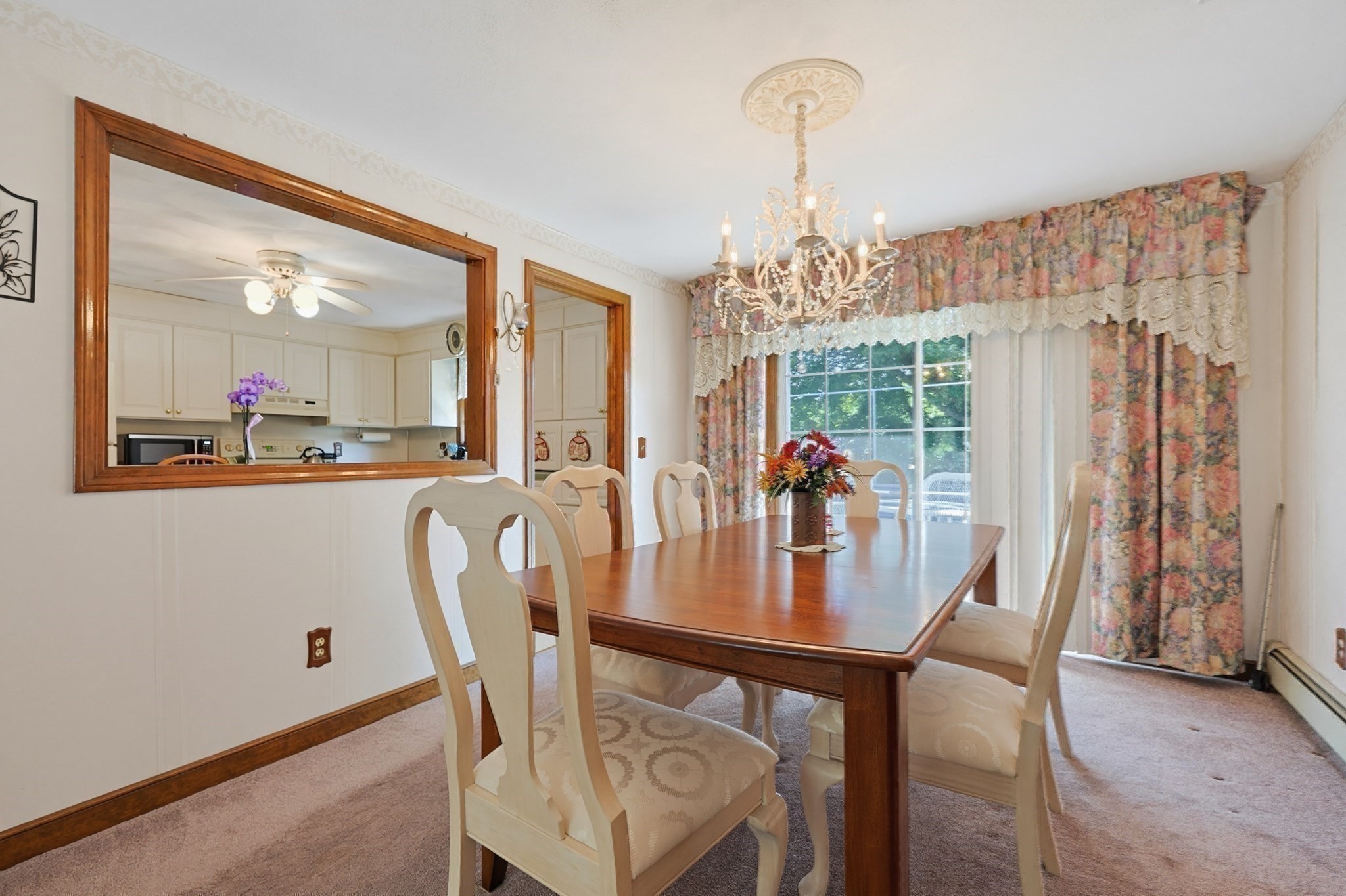 75 Concetta Drive Property Photo 4