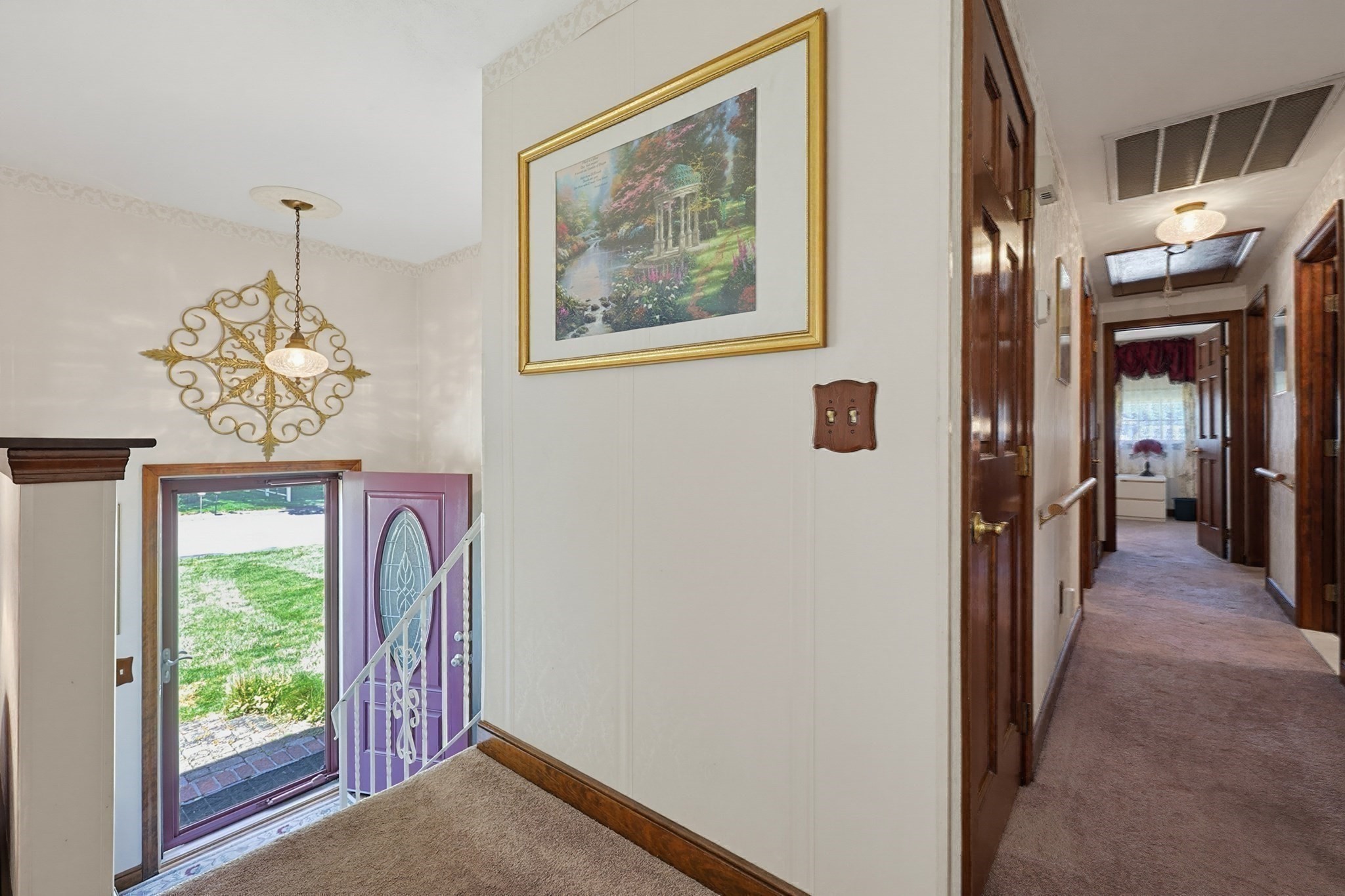 75 Concetta Drive Property Photo 6
