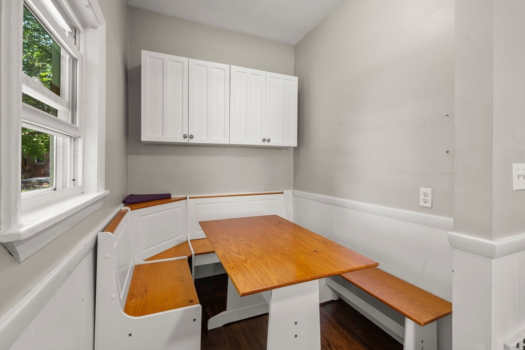 74 Trull St # B Property Photo 6