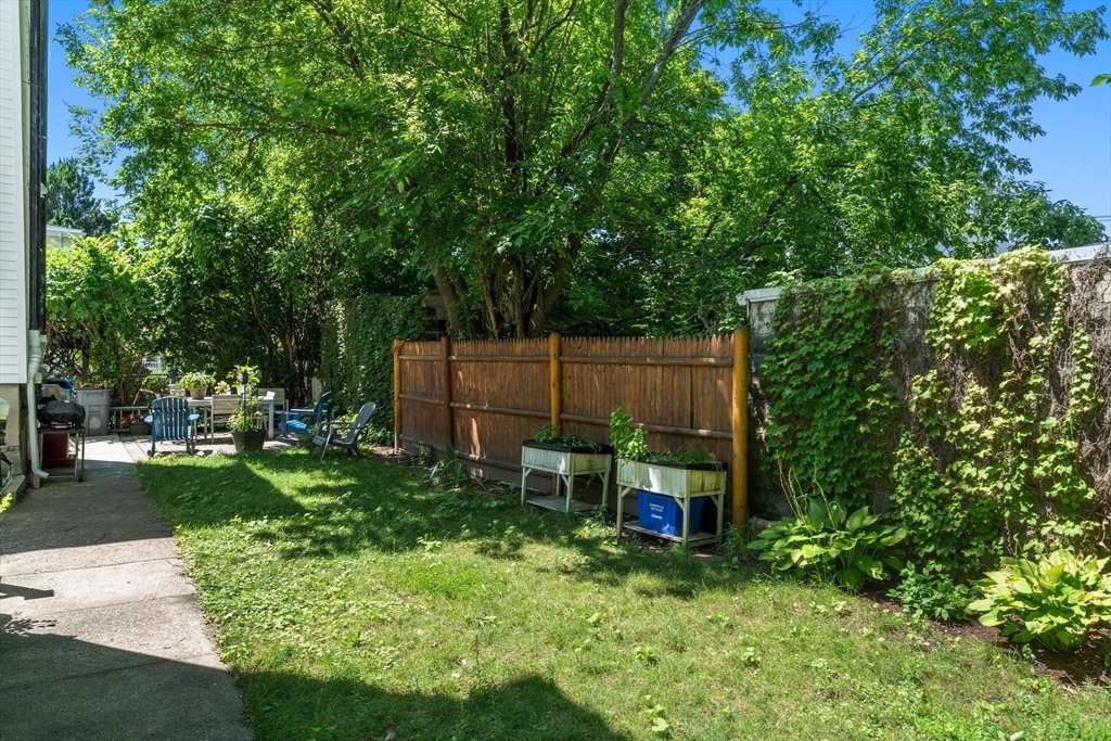 74 Trull St # B Property Photo 25