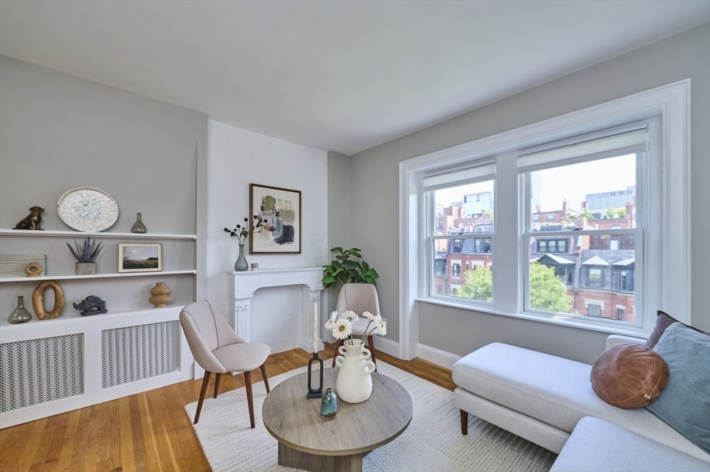 20 Hereford Street # 4 Property Photo 1