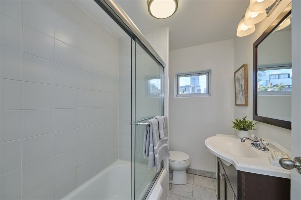 20 Hereford Street # 4 Property Photo 14