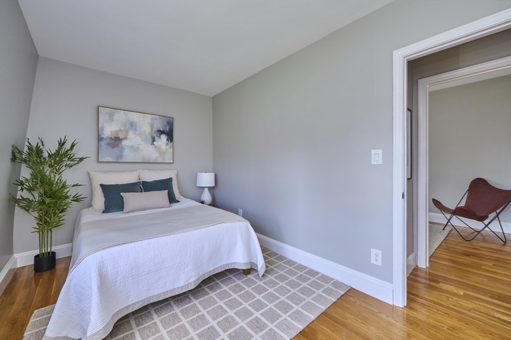 20 Hereford Street # 4 Property Photo 16