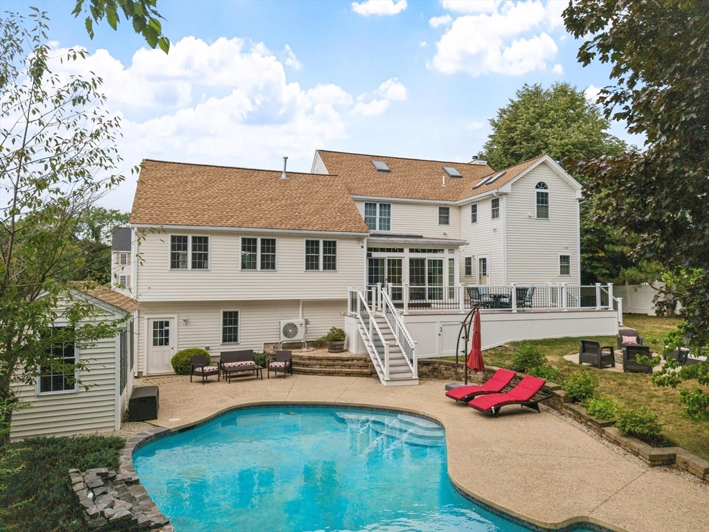 13 Russett Hill Rd Property Photo 1