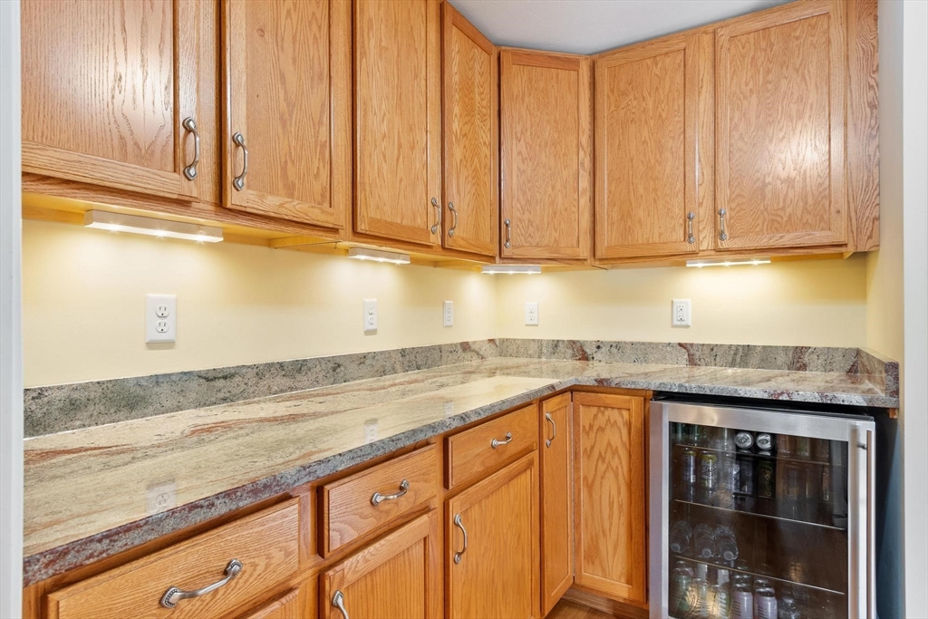 13 Russett Hill Rd Property Photo 5