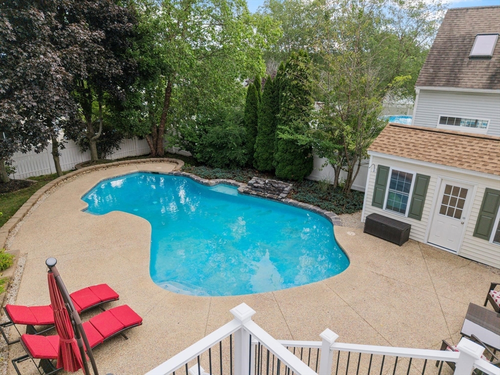 13 Russett Hill Rd Property Photo 32