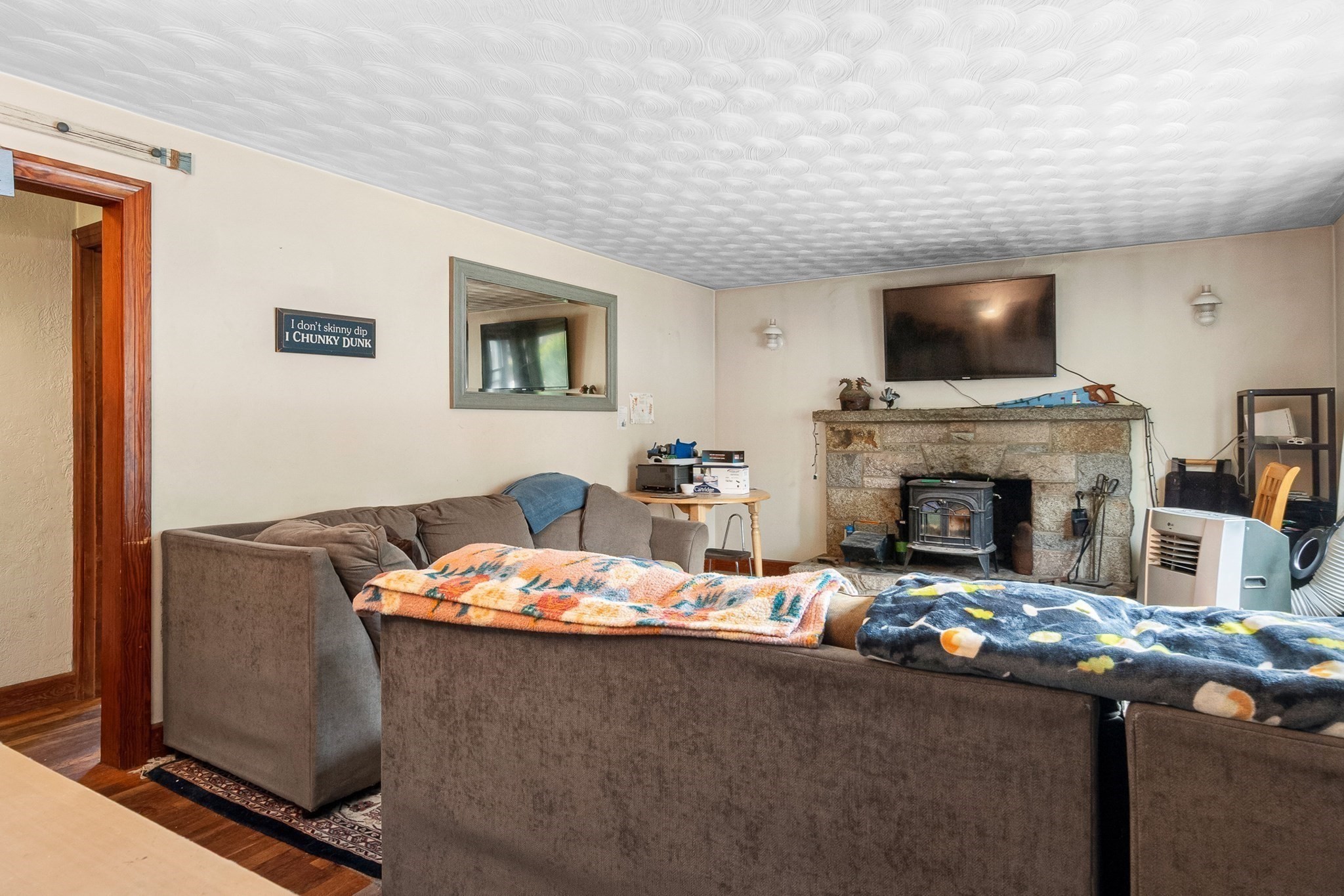 54 Stockholm Avenue Property Photo 8